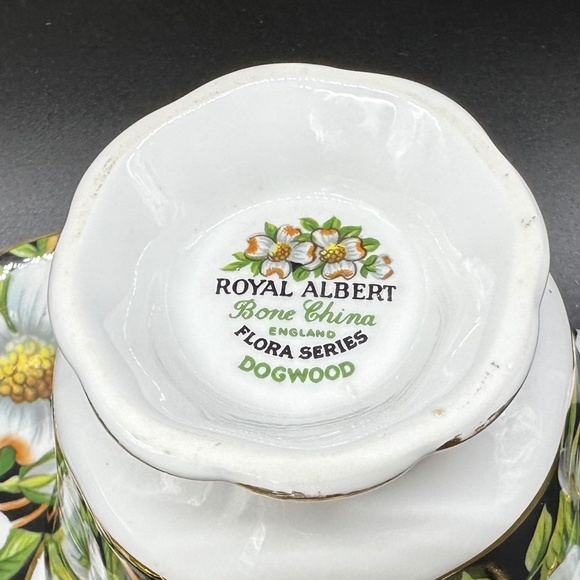 Royal Albert Flora Series Dogwood Tea Cup Saucer Set England Bone China - Picture 5 of 5